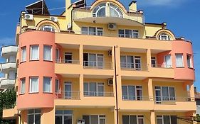Златеви Къща за Гости